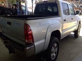 2008 TOYOTA TACOMA, SILVER, SR5, CREW CAB, 4.0L, AT, 4WD.  Z25078